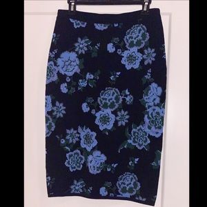 Ann Taylor floral print skirt size small
